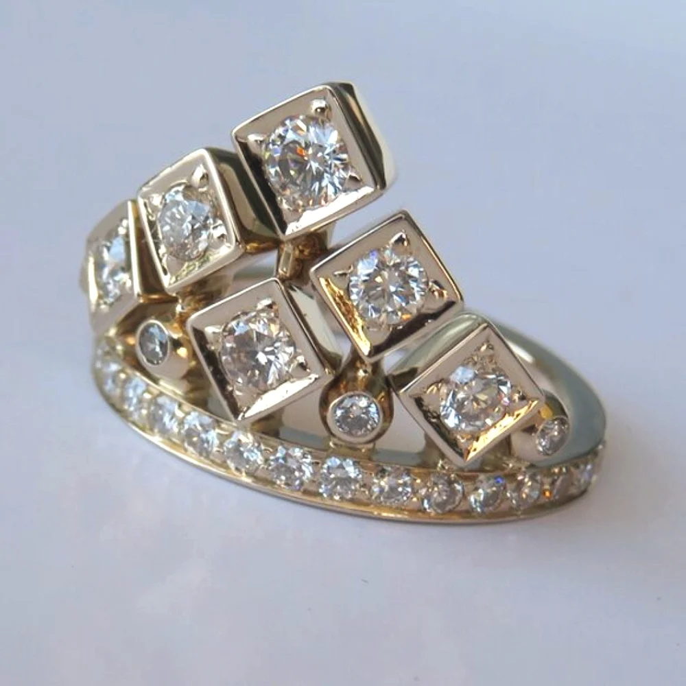 H Stern 18K Gold Diamonds King Ring 